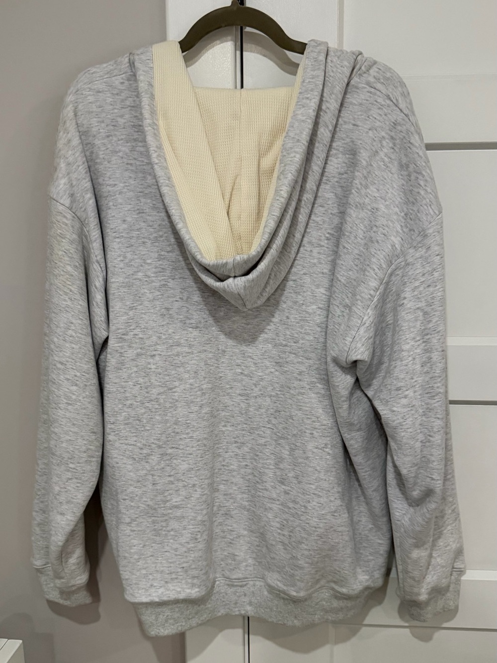 SKIMS Light Gray & Cream Zip-Front Hoodie - Picture 2 of 3